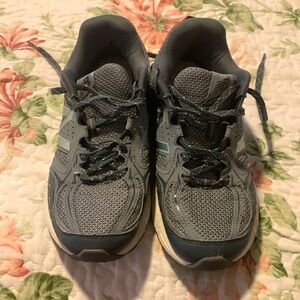 New balance 510 v3 All Terrain sz 8.5 running shoes